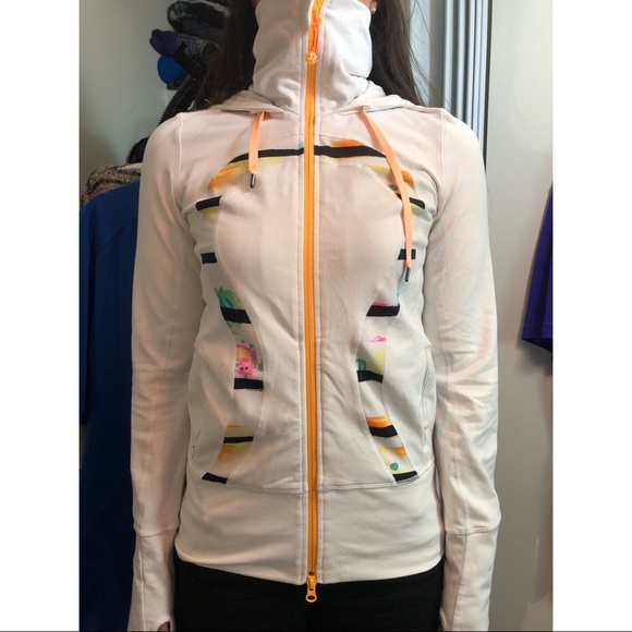 Lululemon In Stride Athletic Jacket  Size 6 - Picture 1 of 7
